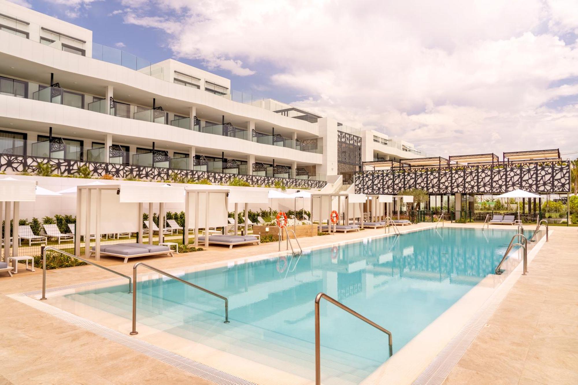 Hotel Eurostars Oasis Marbella Exterior foto